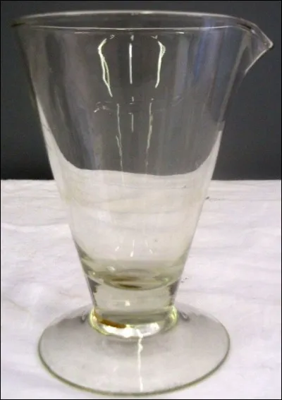 Comment s'appelle la verrerie présentée en média ?