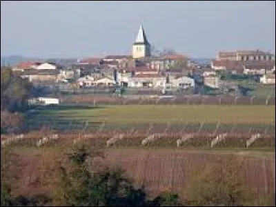Commune de Nouvelle-Aquitaine, dans l'arrondissement d'Angoulême, Saint-Genis-d'Hiessac se situe dans le département ...