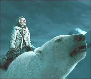 Comment s'appelle l'ours qu'elle aide ?