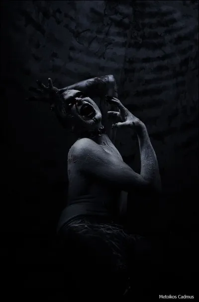 Dieu grec incarnant l'épouvante et la terreur. Qui est-il ?