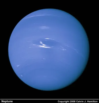Pourquoi dans le manteau de neptune la glace n est pas froide mais tres chaude