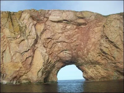 Voici l'emblème de cette péninsule. Comment s'appelle cette étonnante formation géologique ?