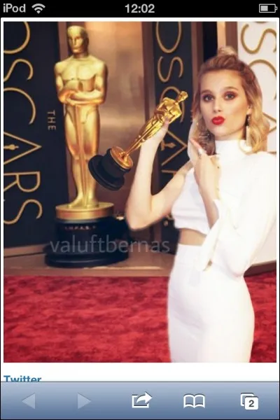 &Agrave; quel &acirc;ge a-t-elle commenc&eacute; sa carri&egrave;re ?