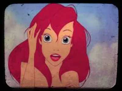 Pour quelle raison Ariel est-elle rousse ?