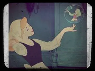 Combien de fois Cendrillon perd-elle sa chaussure ?