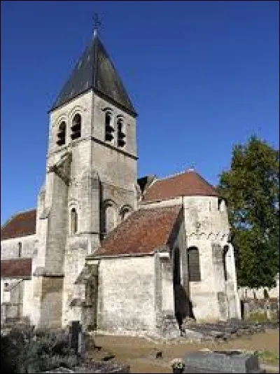 Voici l'église Saint-Georges-et-Saint-Quirin de Presles-et-Thierny. Commune Axonaise, elle se situe dans la nouvelle région ...