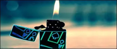 Les allumettes ont été inventées avant le briquet.