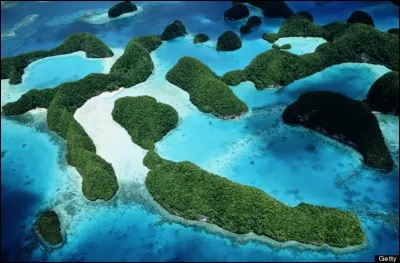 Quel est l'ancien nom des Kiribati ?