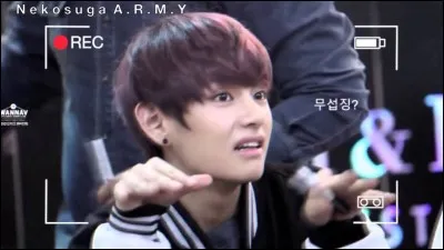 "V" est impliqué dans un scandale. Pourquoi ?