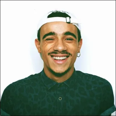 Qui est ce chanteur ?