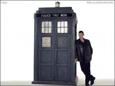 Comment le Docteur appelle-t-il le TARDIS ?