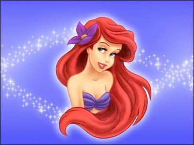 Comment s'appelle la jeune fille aux cheveux roux qui vit sous l'océan ?