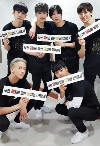 Que fait-il lorsqu'il est gêné ?