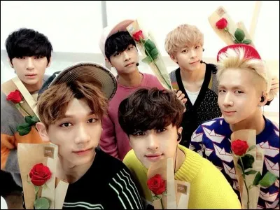 Avec qui partage-t-il un placard ?