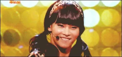 Avec quel autre membre fait-il partie de ce deuxième groupe ?