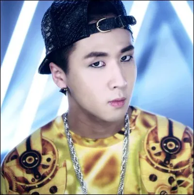 Lorsqu'il participe au "Show Me The Money 4", à quel tour se fait-il éliminer ?