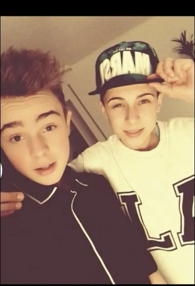 Qui est Mike pour Lukas ?