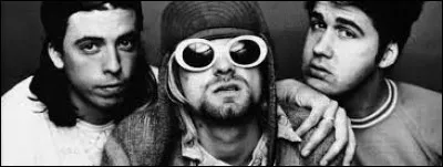 Complétez les paroles de Nirvana : "I think i'm _______ or maybe just happy".
