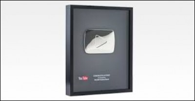 Avec combien d'abonnés peut-on avoir son premier trophée YouTube ?