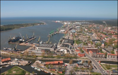 Klaipéda, l'ancienne Memel allemande, est l'un des principaux ports baltes. Dans quel pays se trouve cette ville ?