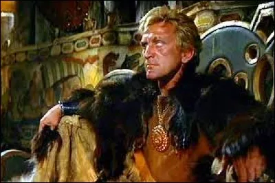 Qui joue Einar, le fils de Ragnar, dans le film "Les Vikings" ?