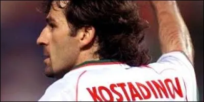 G : Quel joueur fit une ''erreur'' qui provoqua la défaite face à la Bulgarie en 1993 privant la France de la Coupe du monde aux États-Unis.