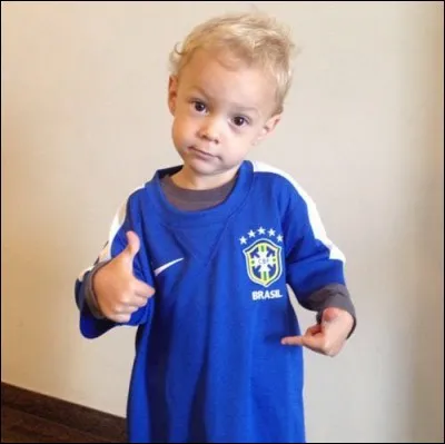 Comment s'appelle son fils ?