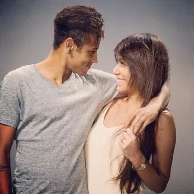 Comment s'appelle sa sœur ?