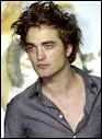 Robert Pattinson mesure combien ?