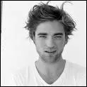 Robert Pattinson joue quels instruments de musique ?