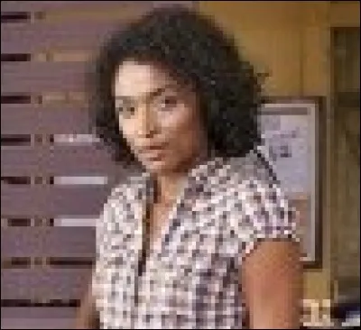 Qui est cette autre jeune femme ?