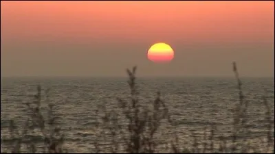 "C'est en septembre" est une chanson de :