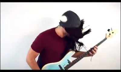 Quel est le nom de cet instrument ? (2 cordes)