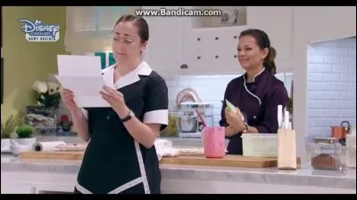 Comment s'appelle le garçon qui est amoureux d'Amanda ?