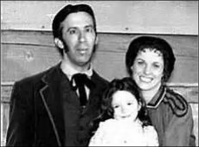 Comment se prénomme la fille de Myra et Horace ?