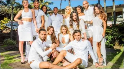 Dans "Les anges" avec qui Mélanie s'est-elle disputée pour une tasse ?