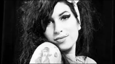 Quelle fut la cause de la mort d'Amy Winehouse (1983 - 2011) ?