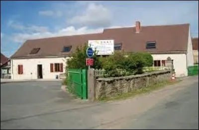 Deneuille-lès-Chantelle, dans l'Allier, est une commune de la nouvelle région ...