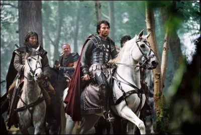 Qui était le chevalier favori du roi Arthur ?