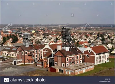 OIGNIES - Dans quel département se situe la ville des Oignienois ?