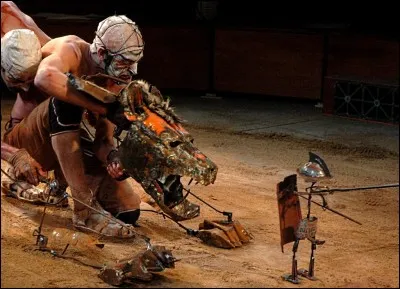 Dans quelle ville se trouvait le ludus où Spartacus fomenta la révolte des gladiateurs ?