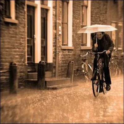 H&eacute;sitez-vous &agrave; sortir votre v&eacute;lo durant les jours de pluie ?