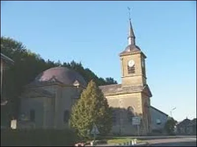 Village du Grand Est près de la frontière belge, en Lorraine gaumaise, Breux se trouve dans le département ...