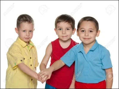 Il va falloir que l'on se ____ les coudes !