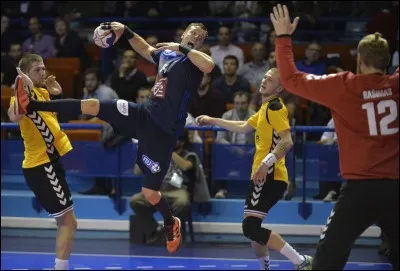 Quel était le poste de Kentin Mahe en finale ?