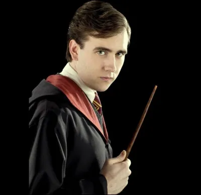 Quel est le nom de famille de Neville ?