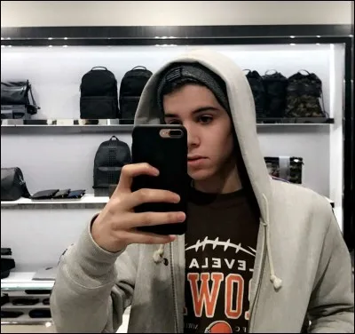 Quel est son pseudo ? (2017)