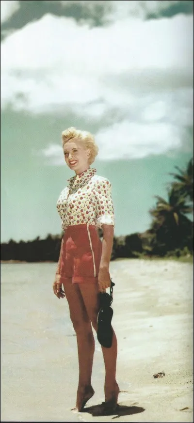 Les puristes se souviendront de cette scène où, lovée dans les bras de Burt Lancaster, cette actrice écossaise roule sur le sable pour une étreinte adultérine dans le film « Tant qu'il y aura des hommes ». Citons également « Le roi et moi », « La nuit de l'iguane » ou encore « Quo vadis ».