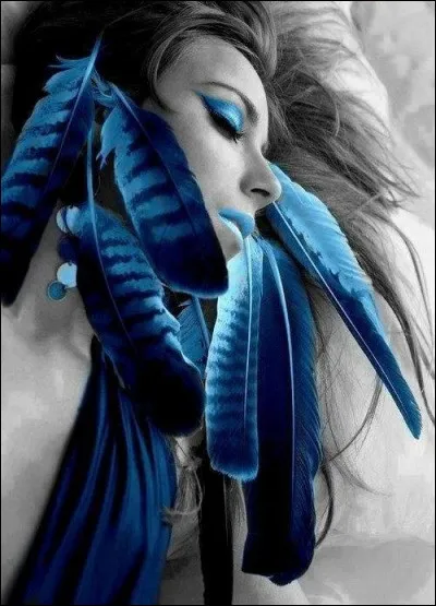 Complétez la chanson de Jacques Dutronc : J'aime les filles de La Rochelle, j'aime les filles de Camaret, j'aime les filles...