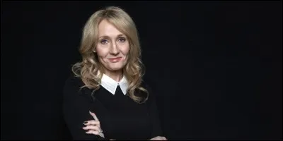 Quelle saga J.K. Rowling a-t-elle écrite ?